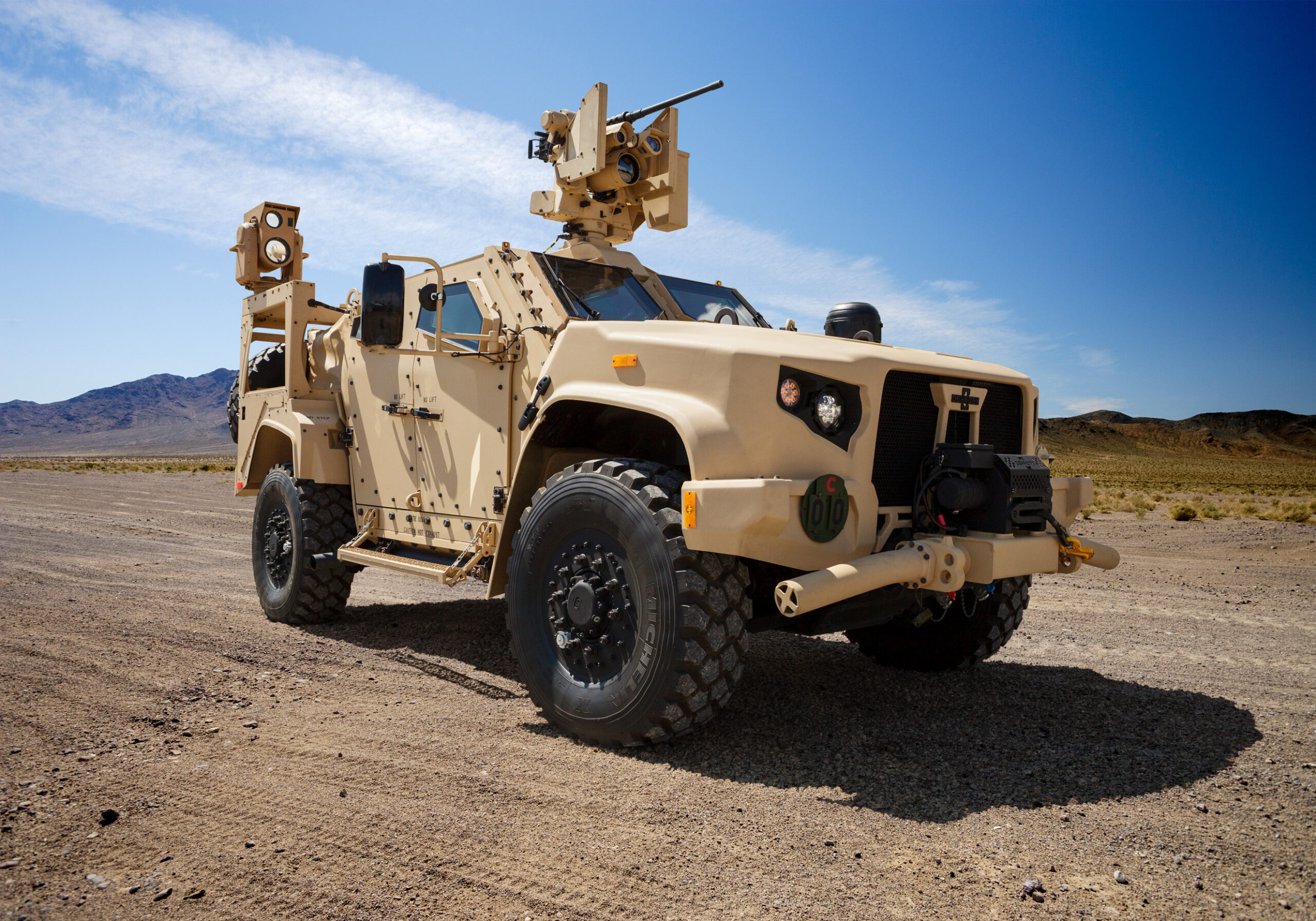 Vehículo blindado estadounidense Oshkosh JLTV propuesto para el reemplazo del Hummer en el Ejército de Chile.